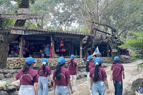 NGHIÊN CỨU KHOA HỌC - TRẢI NGHIỆM THỰC TẾ – HỌC SINH THỰC HÀNH NGHỀ NGAY TẠI BẢN DU LỊCH CỘNG ĐỒNG SIN SUỐI HỒ