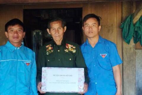 <a href="/cong-tac-giao-duc" title="Công tác giáo dục" rel="dofollow">Công tác giáo dục</a>