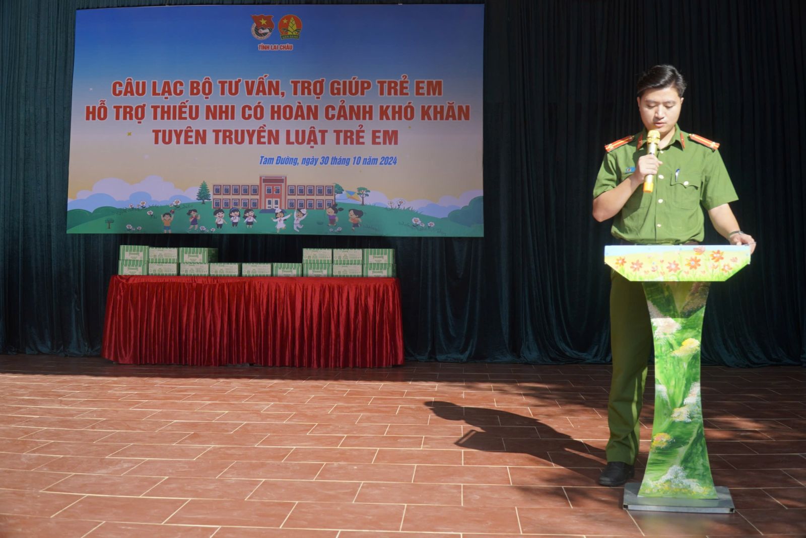 <a href="/gioi-thieu/doi-thieu-nien-tien-phong" title="Đội Thiếu Niên Tiền Phong" rel="dofollow">Đội Thiếu Niên Tiền Phong</a>