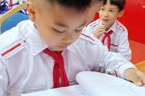 <a href="/hoat-dong/moi-ngay-mot-tin-tot-moi-tuan-mot-cau-chuyen-dep" title="Mỗi ngày một tin tốt - Mỗi tuần một câu chuyện đẹp" rel="dofollow">Mỗi ngày một tin tốt - Mỗi tuần một câu chuyện đẹp</a>