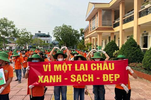 <a href="/gioi-thieu/doi-thieu-nien-tien-phong" title="Đội Thiếu Niên Tiền Phong" rel="dofollow">Đội Thiếu Niên Tiền Phong</a>