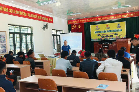 <a href="/hoat-dong-doan" title="Hoạt động Đoàn" rel="dofollow">Hoạt động Đoàn</a>