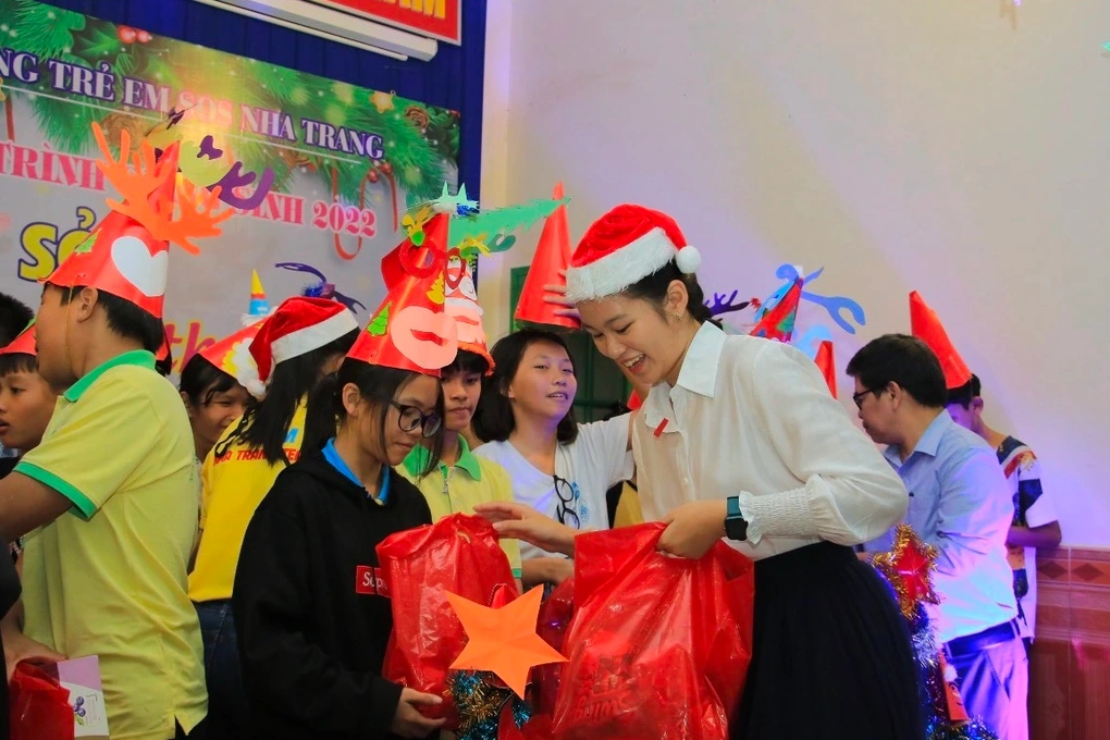 Nữ Chủ tịch Quốc hội trẻ em là Gương mặt trẻ Việt Nam tiêu biểu 2023 - 3