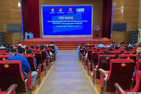 <a href="/hoi-dong-tre-em" title="Hội đồng trẻ em" rel="dofollow">Hội đồng trẻ em</a>