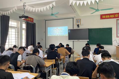 <a href="/cac-huyen-thanh-doan-doan-truc-thuoc/huyen-doan-nam-nhun" title="HUYỆN ĐOÀN NẬM NHÙN" rel="dofollow">HUYỆN ĐOÀN NẬM NHÙN</a>