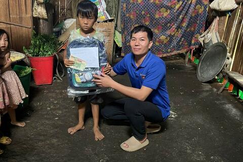 <a href="/hoat-dong-doi" title="Hoạt động Đội" rel="dofollow">Hoạt động Đội</a>