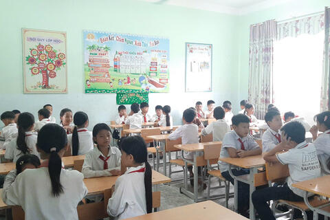 <a href="/hoat-dong-doi" title="Hoạt động Đội" rel="dofollow">Hoạt động Đội</a>